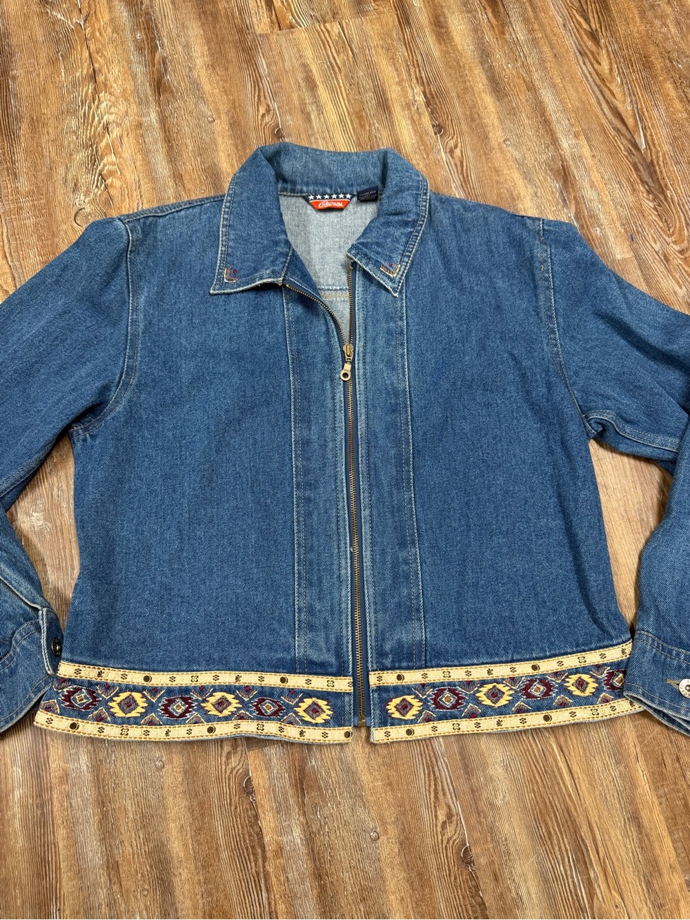 Vintage 90s Assez Blue Denim Jacket with Geometric Embroidery on Hem
Size M
100%